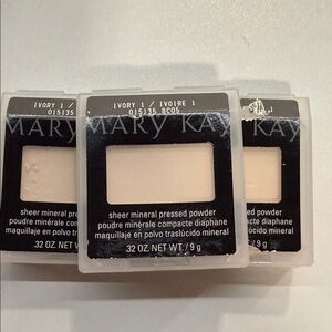 Mary Kay Sheer Mineral Pressed Powder - Ivory